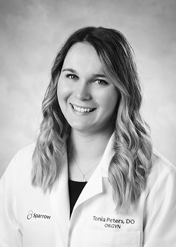 Headshot of Dr. Tonia Peters